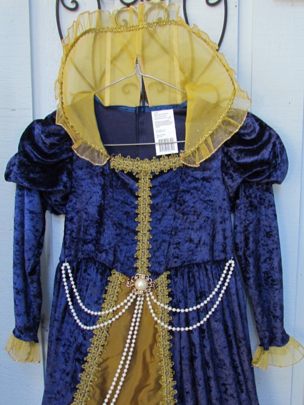 GIRL'S COSTUME RENAISSANCE GOWN, ELIZABETHAN HIGH COLLAR, PEARLS, HOOP SKIRT